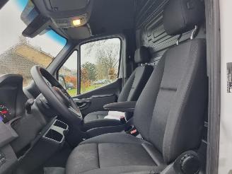 Mercedes Sprinter 311 CDI Aut RWD L2 H2 Mbux Airco picture 12