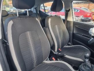 Hyundai I-10 1.0 Comfort Airco picture 14