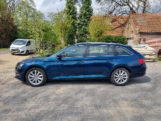 Skoda Superb 1.5 TSI Bussines picture 2
