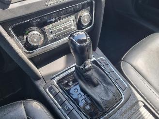 Skoda Superb 1.6 TDI DSG Aut Pano Stoelverw. picture 16