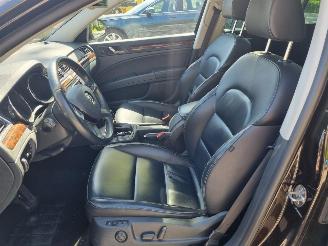 Skoda Superb 1.6 TDI DSG Aut Pano Stoelverw. picture 15