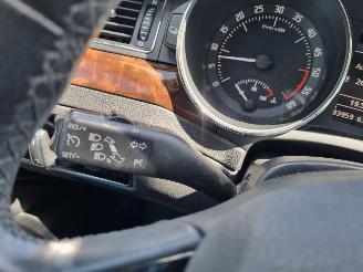 Skoda Superb 1.6 TDI DSG Aut Pano Stoelverw. picture 19