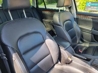 Skoda Superb 1.6 TDI DSG Aut Pano Stoelverw. picture 13