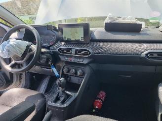 Dacia Sandero TCe 90 Automaat Navi Airco Camera picture 13