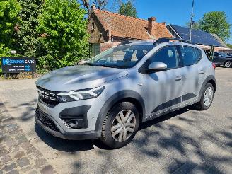 skadebil auto Dacia Sandero TCe 90 Automaat Navi Airco Camera 2023/9