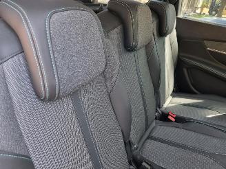 Peugeot 5008 BlueHDI 130 Aut. 7 Pers Navi picture 10