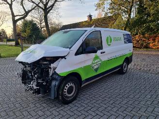 krockskadad bil bedrijf Mercedes Vito 114 CDI Aut. Navi Clima 2024/5