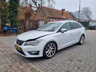uszkodzony samochody osobowe Seat Leon FR 1.4 TSI Aut 150pk 2015/6