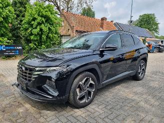 damaged passenger cars Hyundai Tucson 1.6 T-GDI Aut. MHEV Leder Stoeverw Navi Led 2023/1
