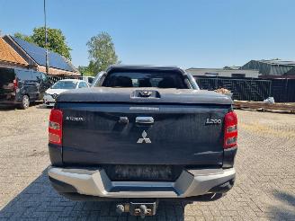 Mitsubishi L-200 2.4 DI-D Aut Doublecab picture 5