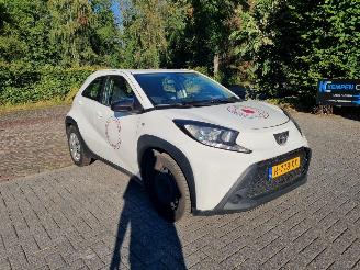 skadebil auto Toyota Aygo x 1.0 VVT-i Aut. 2023/1