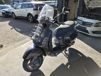 damaged motor cycles Vespa  GT 200 L 2007/6