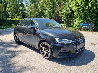 krockskadad bil auto Audi A1 1.0 TFSI 70KW SB Led Stoelverw. 2016/5