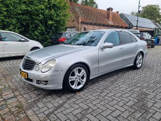 Damaged car Mercedes E-klasse 280 Aut. Avantgarde 2006/8