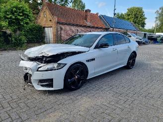 Avarii autoturisme Jaguar XF 20d Aut. Rsport Pano Navi Led 2015/10