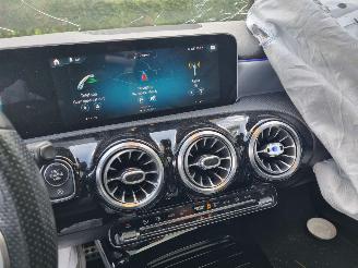 Mercedes A-klasse A 220 Aut. AMG Line Pano Stoelverw Sfeerverl. picture 19