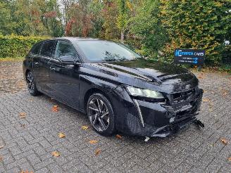 Unfallwagen Peugeot 308 Puretech 130 Aut Navi Camera Clima 2023/5