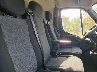 Renault Master DCI 135 L2 H2 Airco picture 15