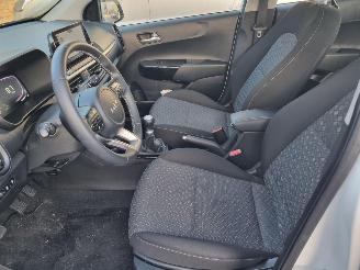 Kia Picanto 1.0 GDi DynamicLine Airco Navi Camera picture 14