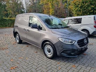 Auto incidentate Mercedes Citan 110 CDI 3pers Camera Airco 2026/7