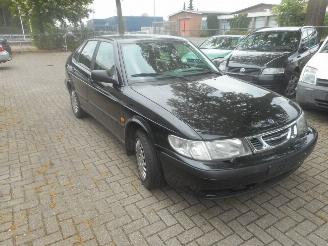 Coche siniestrado Saab 9-3  1999/1