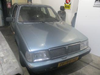 škoda osobní automobily Lancia Thema 6v automatisch uniek!! 1986/2