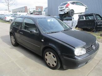  Volkswagen Golf  2001/1