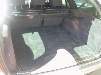 Mercedes E-klasse 240 classic picture 11