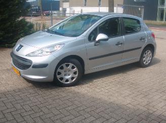 Vaurioauto  passenger cars Peugeot 207  2007/1