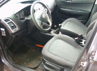 Hyundai I-20  picture 4