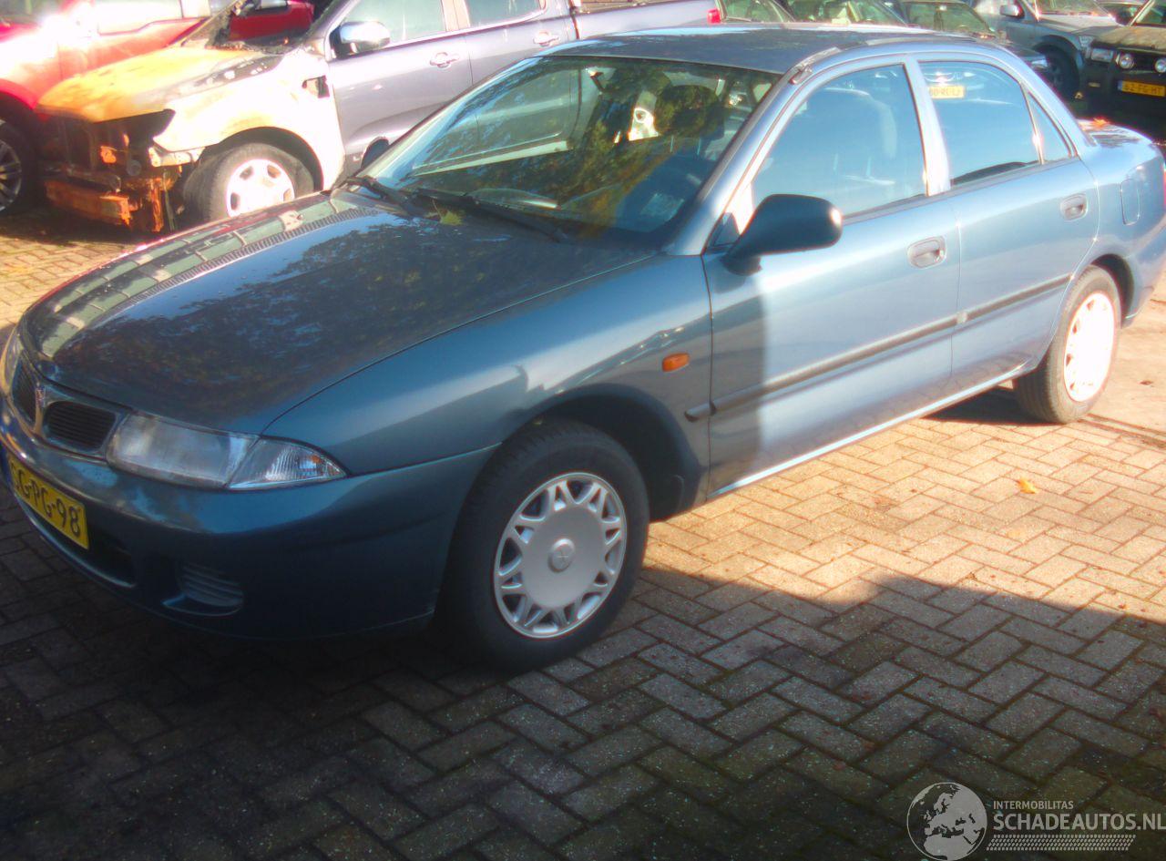 Mitsubishi Carisma 