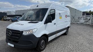 Schade bestelwagen Mercedes Sprinter 315 CDI AUTOMAAT ASSISTENT PAKKET FULL DRIVABLE 2024/11