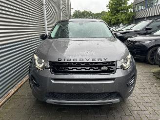 Land Rover Discovery Sport 2.0 TD4 PANO/CAMERA/LEDER/TREKHAAK/MERIDIAN/LED/RIJDBAAR! picture 2