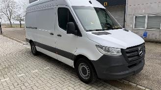 Mercedes Sprinter 315 CDI AUTOMAAT ASSISTENT PAKKET FULL DAMAGED FREE picture 4