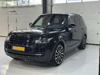 damaged passenger cars Land Rover Range Rover VOGUE 3.0 TDV AUTOBIOGRAPHY/PANO/FULL OPTIONS! SCHADEVRIJ! 2014/10