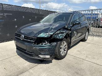 Volkswagen Tiguan 1.4 TSI DSG | NAVI | APP-C | LED | PARKING SENSORS | STOELVERW. | CLIMATE | ACC picture 2