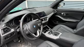 BMW 3-serie M Sport Line PANO/NAVI/LEDER/CLIMA/STOELVERW V+A VOL SCHADEVRIJ! picture 7