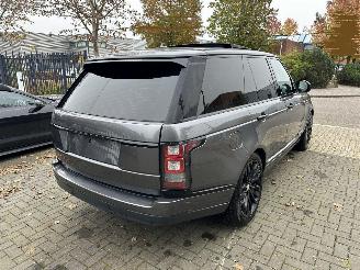 Unfallwagen Land Rover Range Rover 3.0 TDV6 AUTOBIOGRAPHY / PANORAMA / MERIDIAN / VOL! 2015/9