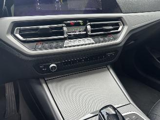 BMW 3-serie M Sport Line PANO/NAVI/LEDER/CLIMA/STOELVERW V+A VOL SCHADEVRIJ! picture 9