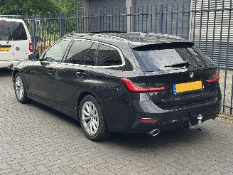 BMW 3-serie M Sport Line PANO/NAVI/LEDER/CLIMA/STOELVERW V+A VOL SCHADEVRIJ! picture 3
