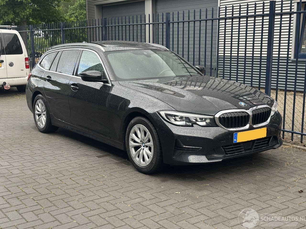 BMW 3-serie M Sport Line PANO/NAVI/LEDER/CLIMA/STOELVERW V+A VOL SCHADEVRIJ!