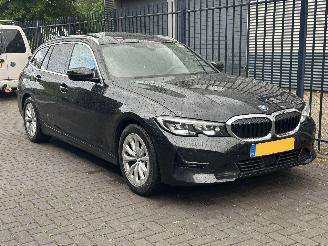 BMW 3-serie M Sport Line PANO/NAVI/LEDER/CLIMA/STOELVERW V+A VOL SCHADEVRIJ! picture 17
