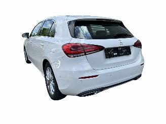 Vaurioauto  passenger cars Mercedes A-klasse A180d GROOT SCHERM/LED/CAMERA 2019/7