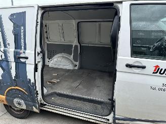 Volkswagen Transporter 2.0 TDI MINIMAL DRIVEABLE 2X SCHUIFDEUR DAMAGE 60.000KM! | AIRCO | CRUISE picture 7