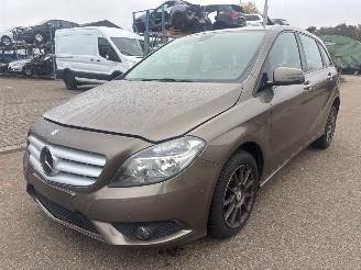 Vrakbiler auto Mercedes B-klasse w246 2012/10