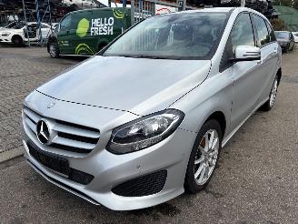 Vrakbiler auto Mercedes B-klasse W246 2015/8