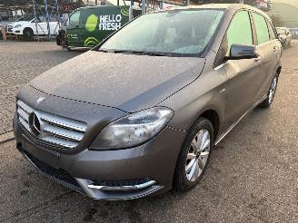Vrakbiler auto Mercedes B-klasse W246 2012/1