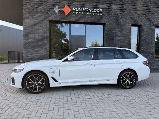 Schadeauto BMW 5-serie 530e Touring 292PK Steptronic M-Sport 2022/3