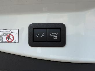 Toyota C-HR NEW! 1.8 Hybrid 140PK Aut. Dynamic picture 31