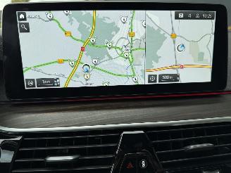 BMW 5-serie 530e Touring 292PK Steptronic M-Sport Facelift VOL! picture 24